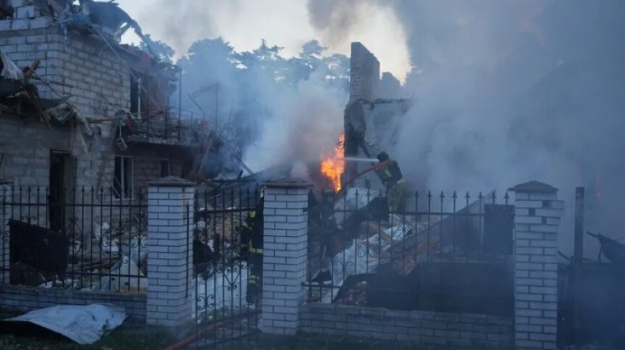 Sulmet ruse në Kiev lënë një të vdekur dhe 15 të plagosur
