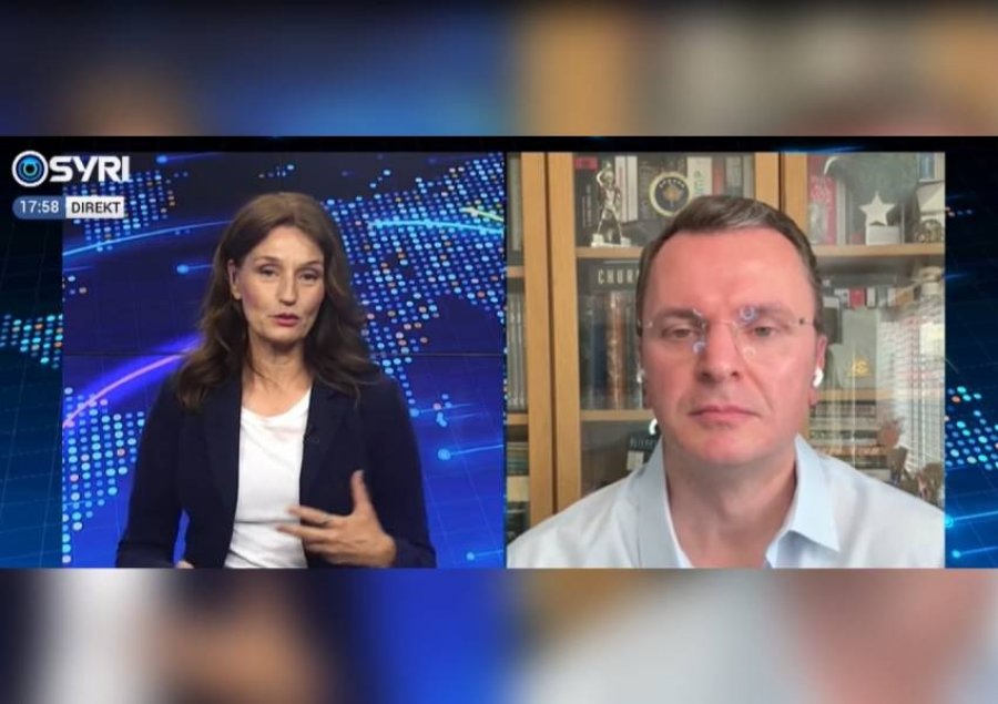 Nga projektet sekrete te miliarderët e teknologjisë  Bajra  E vërteta e frikshme e teorive të konspiracionit