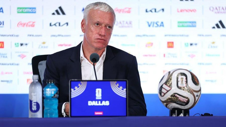 Deschamps largohet me akuza nga Franca: Klima ishte e padurueshme