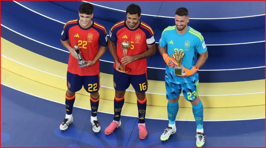 Çmimet individuale/ Mbappe rrëmben ‘Këpucën e Artë’, surpriza është ‘Topi i Artë’ që i jepet Rodrit