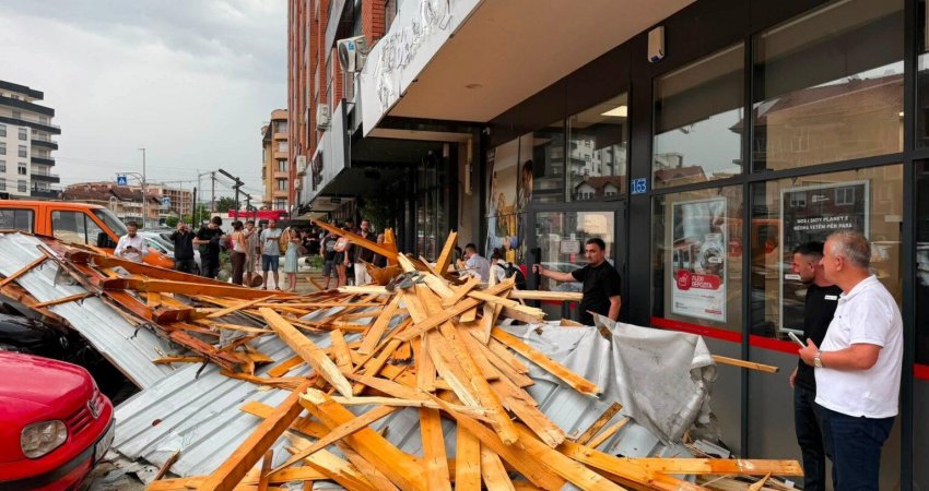 Suhareka përfshihet nga stuhi e fortë, publikohen pamje nga dëmet