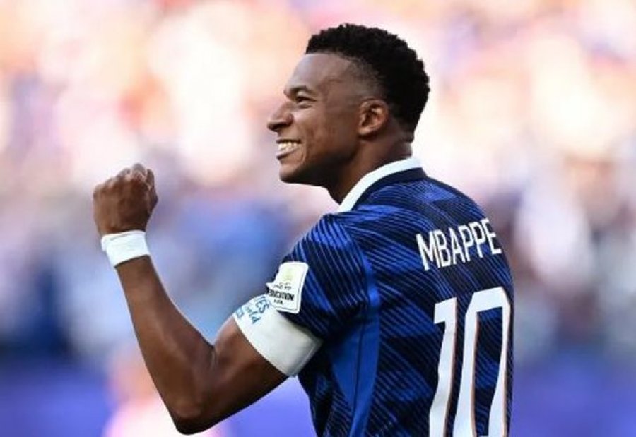 Pas humbjes së Francës  Mbappe  Nuk duhet të shohim pas  na pret një cikël i ri