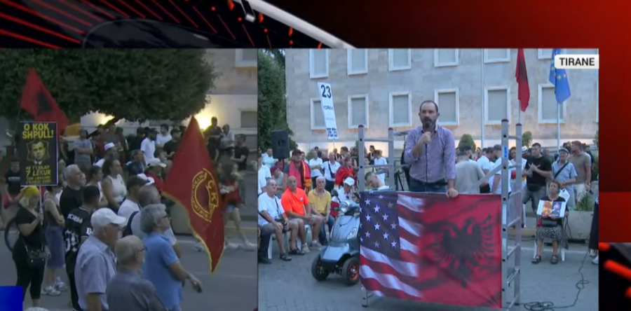Gjithë Shqipëria në shitje   Qytetari nga Tepelena  Kush do t i marrë tokat  kur fshatrat janë bosh 