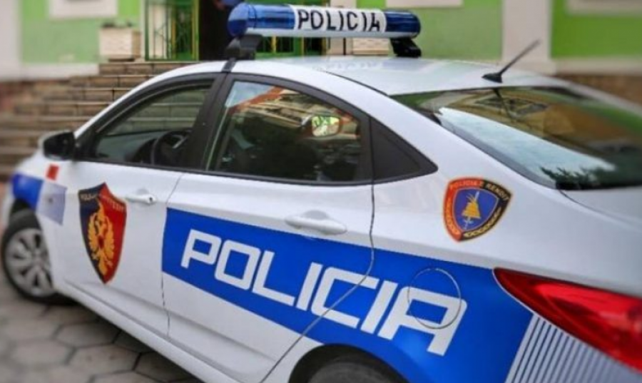 Yrshek  4 persona grabisin postën  dyshohet se ishin pako me përmbajtje të paligjshme