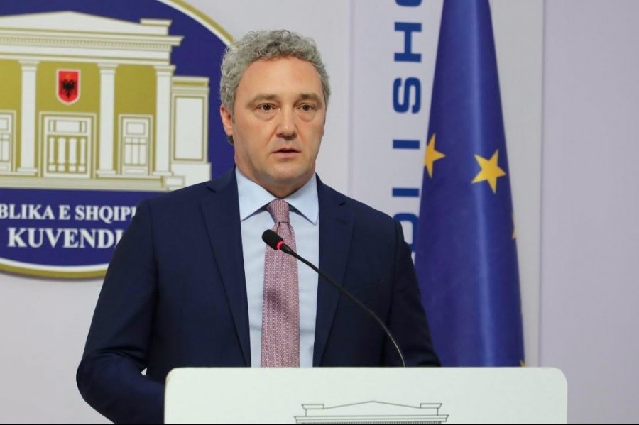 Bardh Spahia  Krimineli kthehet në vendin e krimit 