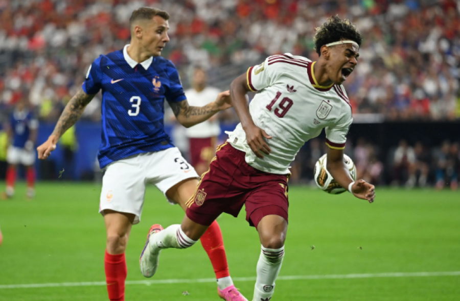 PSG paguan klauzolën e Lucas Digne, firmos për 3 vjet me mbrojtësin e majtë të Francës