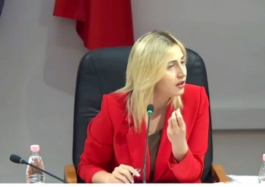 Zhupa: Taulant Balla gënjen, Berisha e planifikoi aeroportin e Vlorës në zonën e Levanit, jo në Nartë. Rama e coi në zonë të mbrojtur!