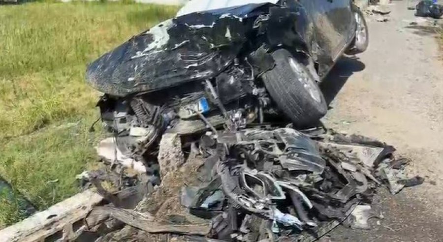  Audi  del nga rruga dhe përplaset me murin e dy makina të parkuara plagoset 31 vjeçari në Lezhë