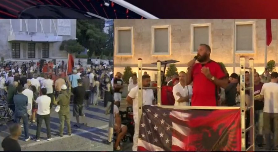 VIDEO  Emigranti nga Italia  Kam ardhur për të mbështetur protestën  Shqipëria nuk duhet të braktiset