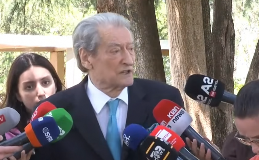 Reforma territoriale  Berisha  Projekti ynë parashikon nga 90 në 110 bashki dhe rikthimin e komunave