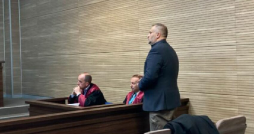 Shpend Ahmeti dënohet me dy vjet burgim dhe 5 mije euro gjobë