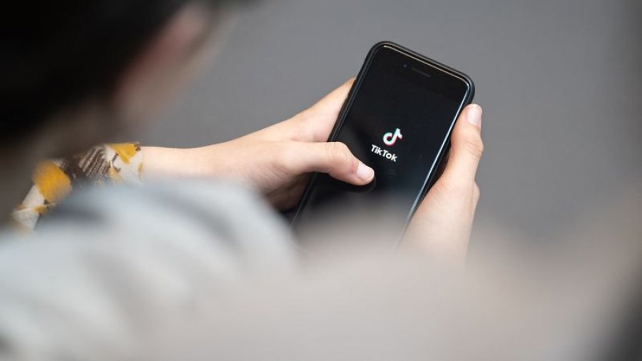 Hetimi i BE-së zbulon se TikTok po dështon në mbajtjen e fëmijëve të sigurt