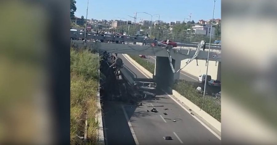 Aksidenti me dy viktima në Unazën e Madhe, dy shtetasit e huaj ishin pa leje drejtimi