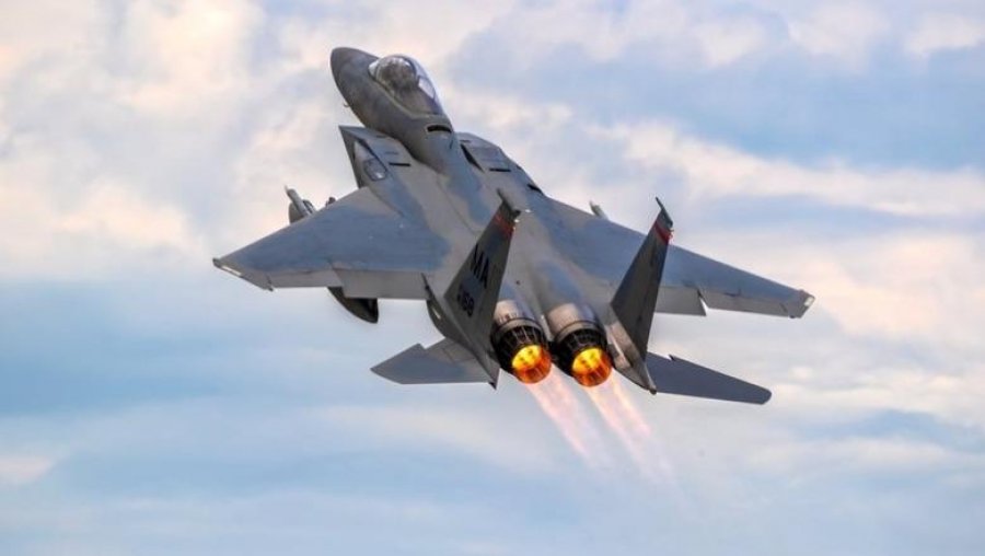 droni-qe-hyri-ne-rumani-rrezohet-nga-nje-f-16-rumun