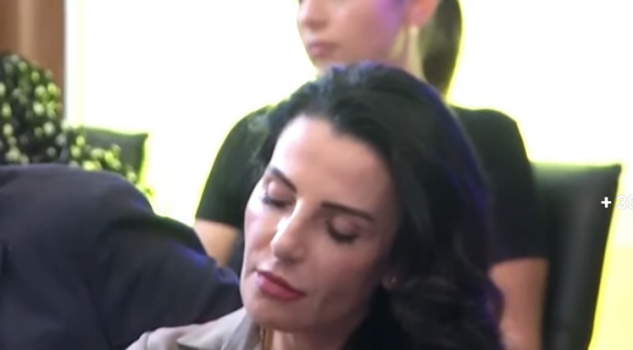 Shqiptarët dhe të huajt janë ngritur kundër korrupsionit të tyre  Rama turfullon  Balluku fle   