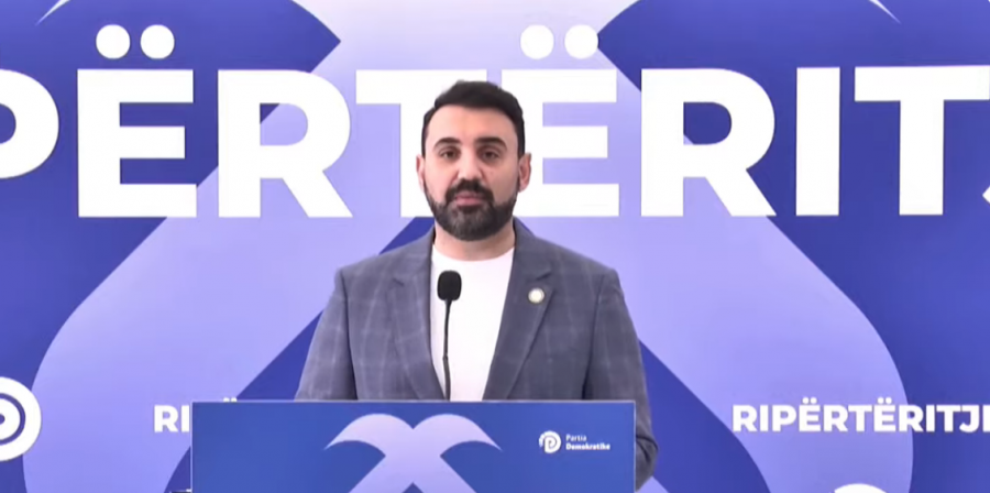 LIVE  Belind Këlliçi deklaratë për mediat