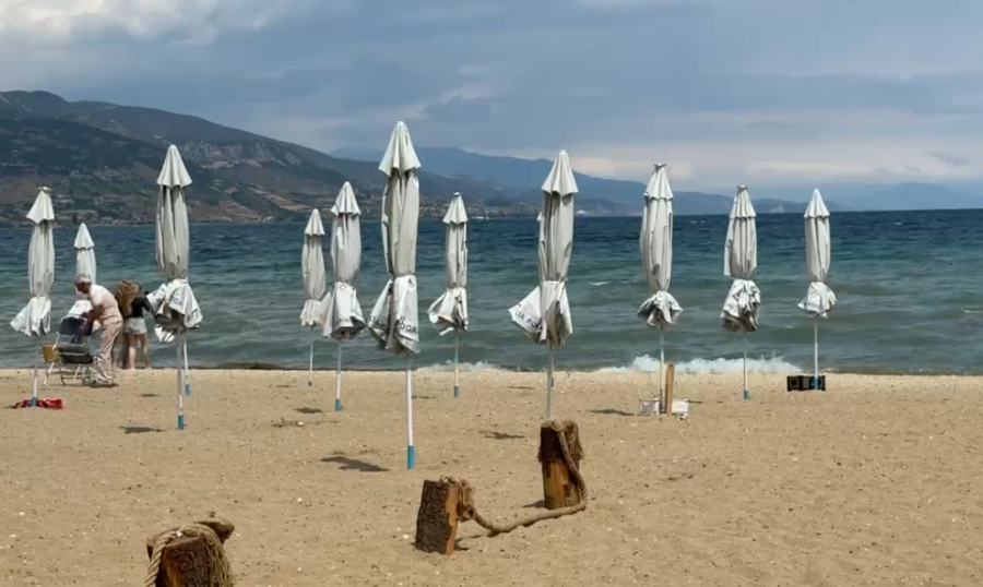 Pogradeci me më pak pushues, operatorët turistikë ngrenë alarmin për menaxhimin e plazheve