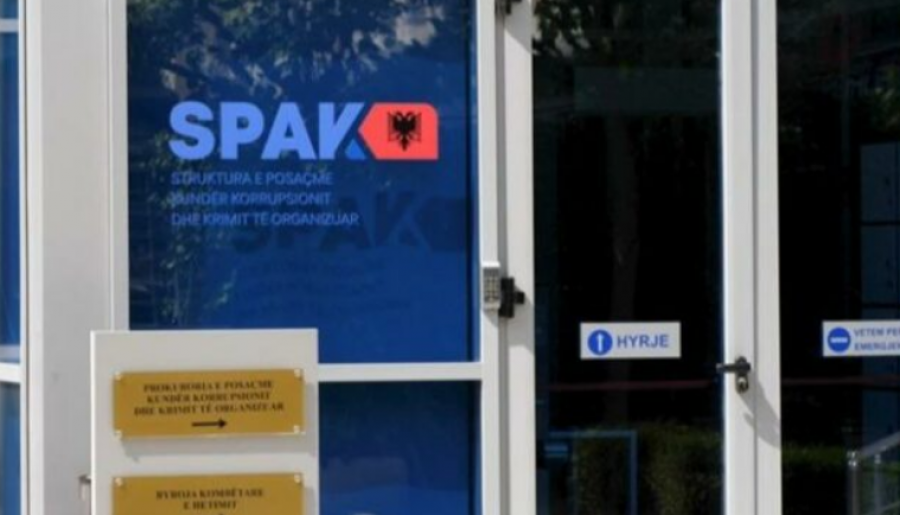 Vetëdorëzohet në polici i kërkuari nga SPAK, pjesë e grupit që transportonte drogë nga Brazili dhe Ekuadori