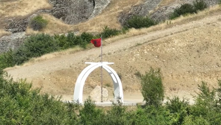 114 vjetori i ngritjes së Flamurit te Guri i Kamjes  përkujtohet një nga ngjarjet më të rëndësishme në historinë e Gorës