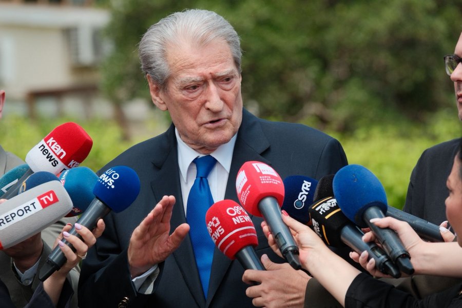  Zvërneci   Berisha  Të zbatohen direktivat e BE  transparenca është zero 