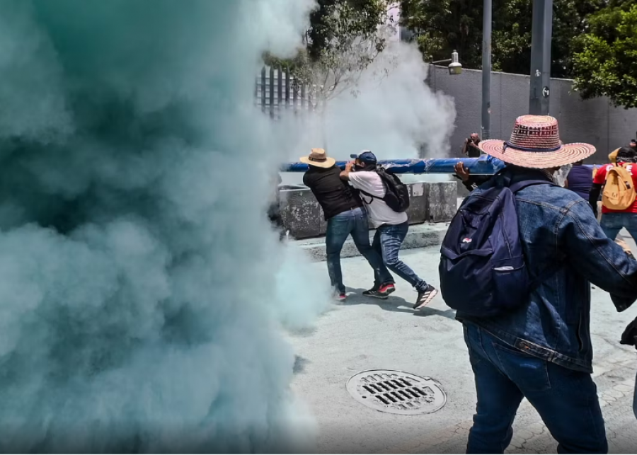 Protestat paralizojnë Qytetin e Meksikos një javë para Botërorit 2026