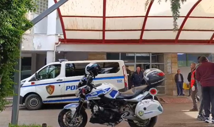DETAJE  Ishte shpallur në kërkim nga prokuroria e Vlorës  Ish ushtaraku vrau policin e Shqiponjave  plagosi një tjetër
