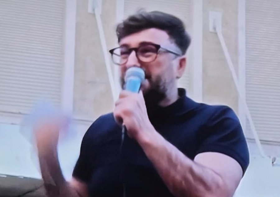 'Kriza demografike po vihet në harresë'/ Pedagogu nga protesta: Shqipëria po humbet të rinjtë