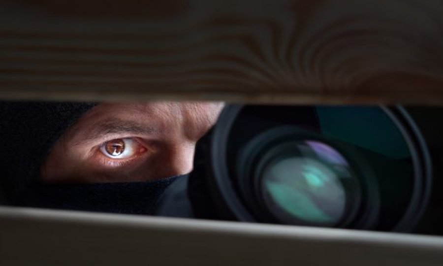 'Five Eyes': Kina po i përdor platformat e njohura për të rekrutuar spiunë në Perëndim