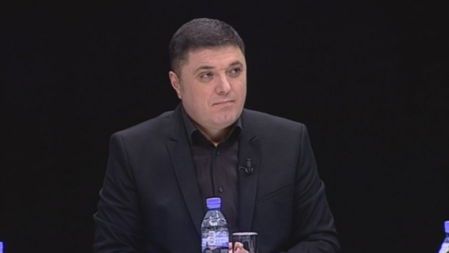 Shqipëria tërheq veton ndaj Serbisë, Çollaku: Tirana nën gjunjët e Beogradit, turp...