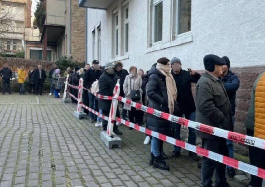 Një ditë para zgjedhjeve në Kosovë, sot vendos diaspora në 30 misione diplomatike