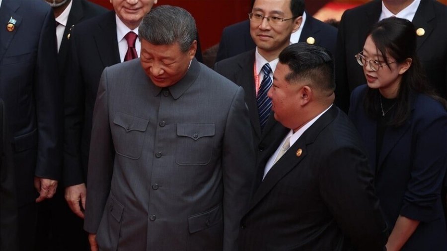 Xi do të takohet me Kim, ndërsa Kina dhe Koreja e Veriut përpiqen të forcojnë marrëdhëniet