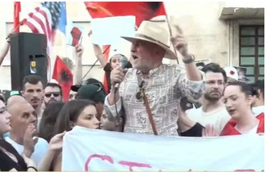 8 ditë përpara Kryeministrisë/ Fatos Lubonja: Protesta do vazhdojë deri në dorëheqjen e Ramës