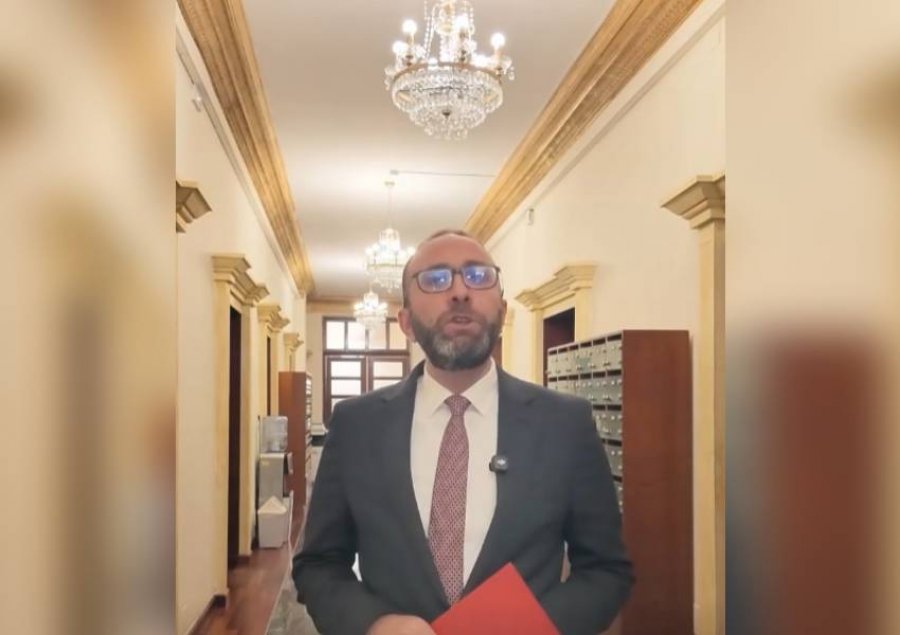 Kërkesat e protestusve/ PD dorëzon në Kuvend shfuqizimin e 4 ligjeve, kërkon dorëheqjen e Ramës