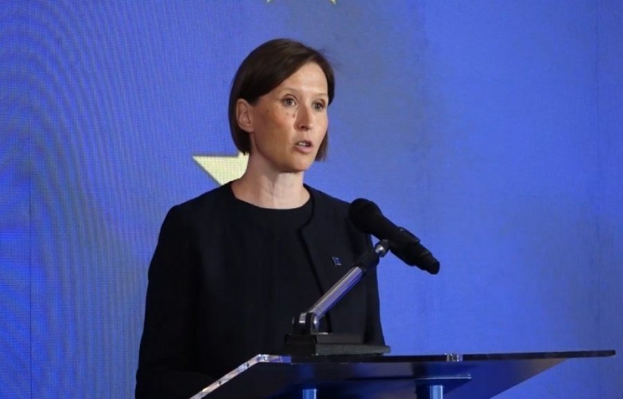 Palatova: Koha për kompromis dhe institucione stabile në Kosovë