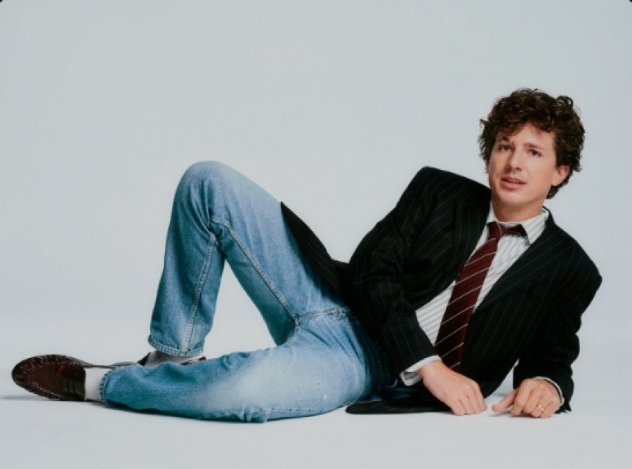 Charlie Puth anulon koncertin në Florida për shkak të problemeve shëndetësore