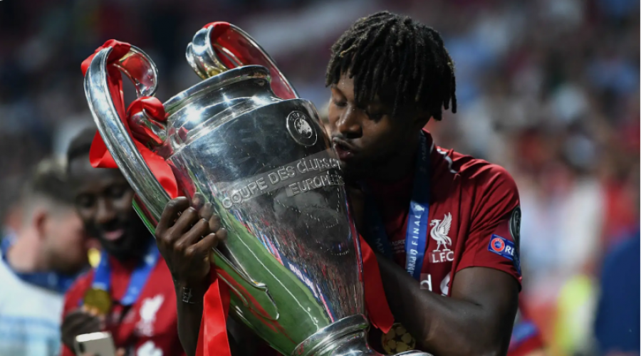 Ish-sulmuesi i Liverpoolit dhe Milanit tërhiqet nga futbolli në moshën 31-vjeçare