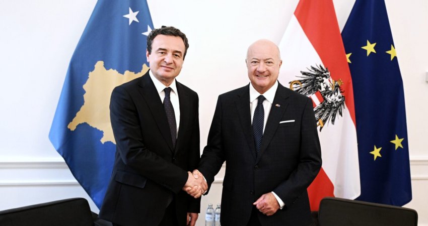 Kurti takon kancelarin e Austrisë, theksohet anëtarësimi i Kosovës në Këshillin e Evropës