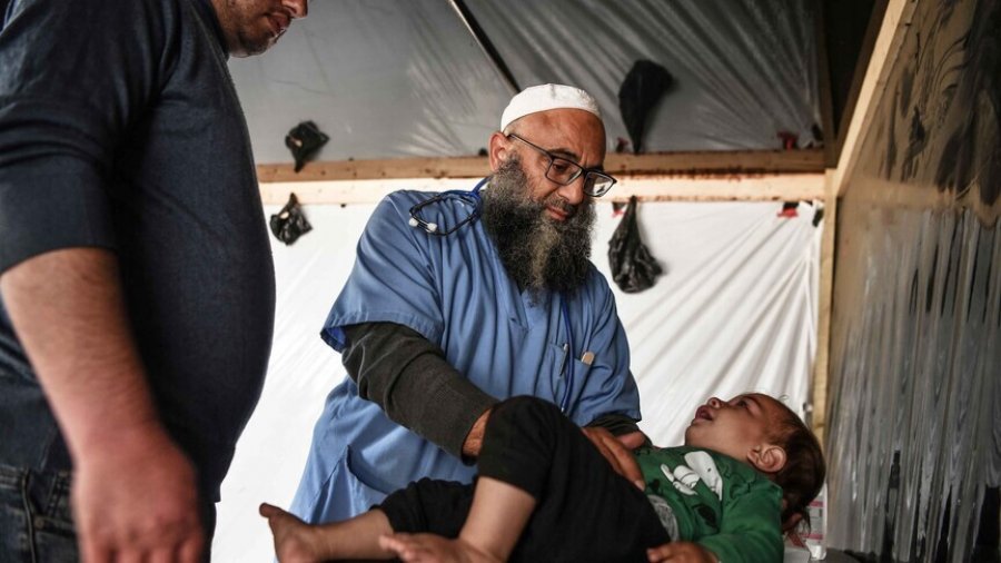 autoritetet-ne-gaza-izraeli-pengon-udhetimin-e-17-mije-pacienteve-nga-gaza-per-trajtim