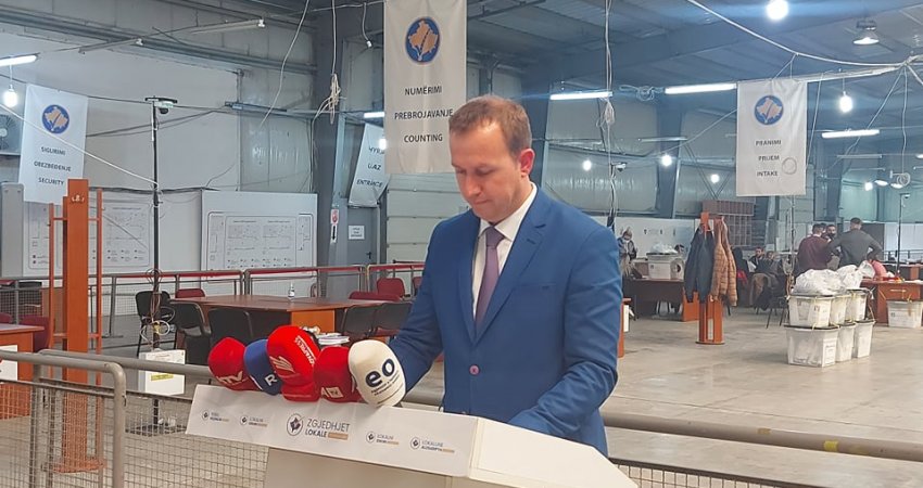 Elezi: Përfundon verifikimi dhe numërimi në 22 QKN, janë procesuar 71.65% e vendvotimeve