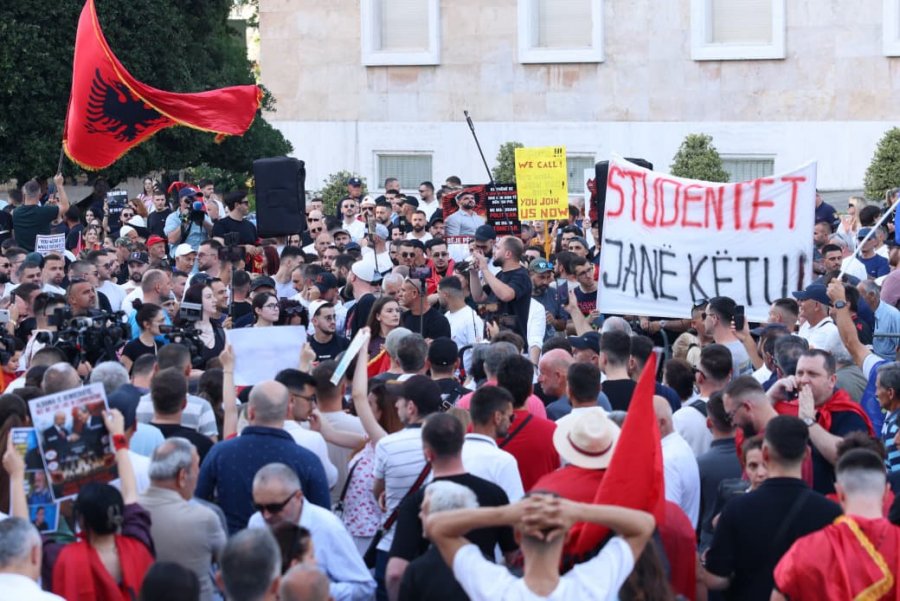 Protestat/ Pas Iranit, Rama gjen armikun tek Greqia, thotë se na i ka vënë xixat