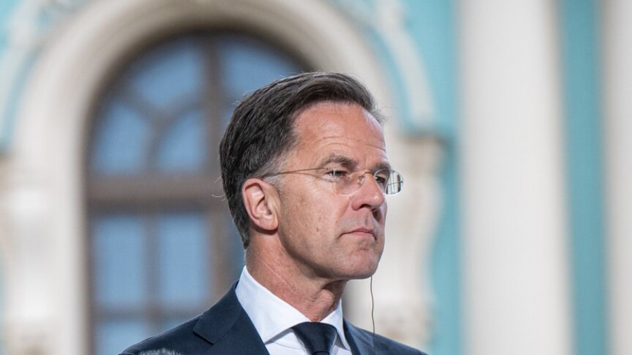 Rutte: Përshpejtimi i prodhimit të mbrojtjes është thelbësor për sigurinë e aleancës