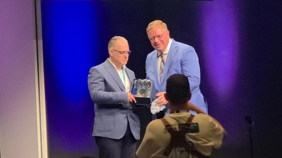 Fiton ‘John Zorab Prize’/ Vlerësim prestigjioz për rezultatet në anesteziologji dhe kujdes intensiv për Dr. Gentian Huti