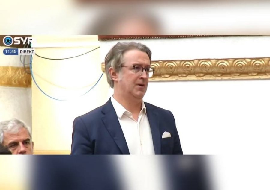 Alizoti  Rama po sillet si klloun  një i çmendur që po çon Shqipërinë drejt destabilizimit dhe bandave