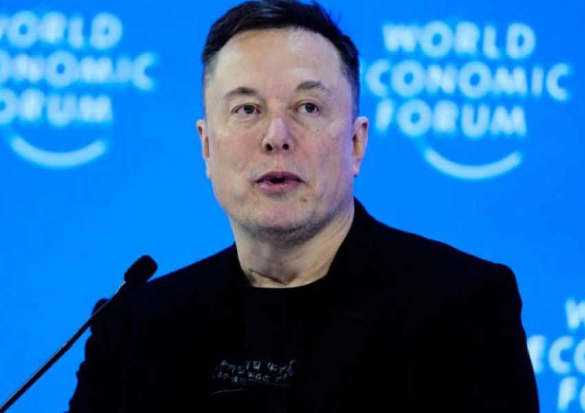 SpaceX bën Elon Musk trilionerin e parë në botë