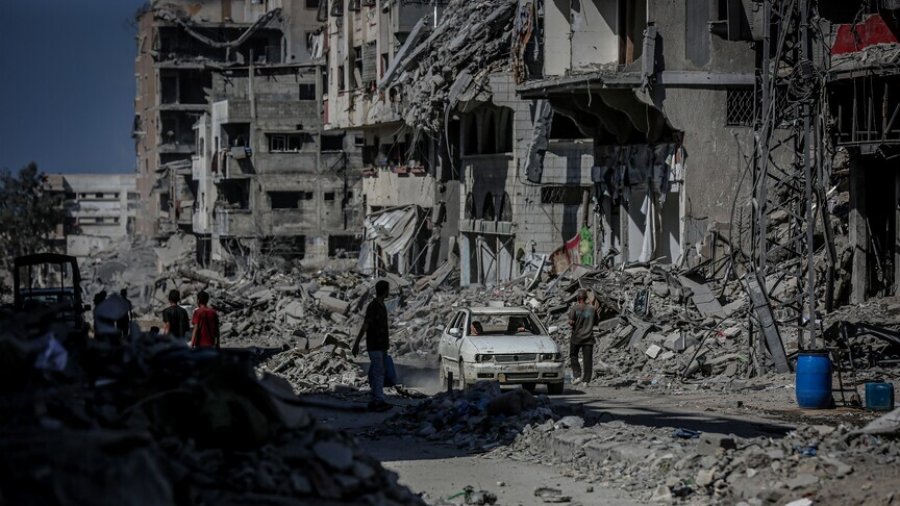 Hamasi: Izraeli po zgjeron ‘vijën e verdhë’ në Gaza për të penguar bisedimet e armëpushimit