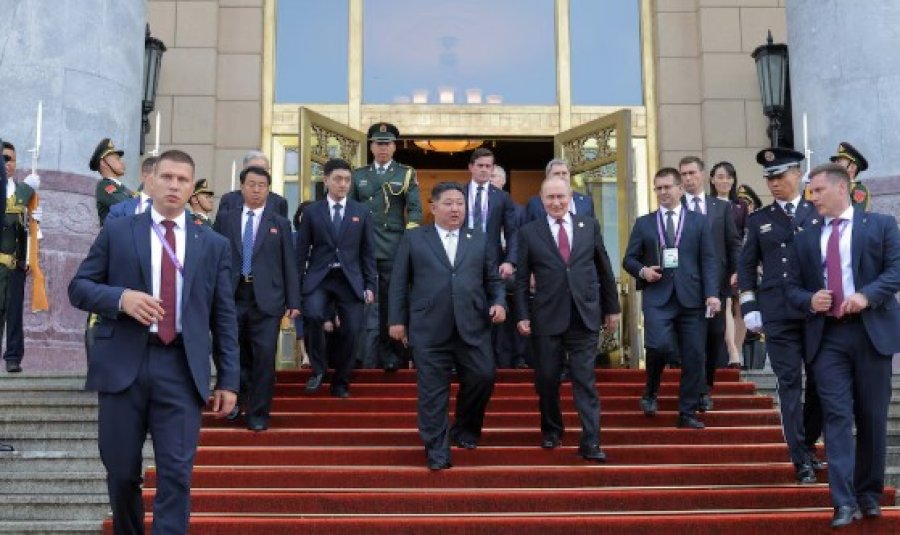 Kim Jong Un shpreh mbështetje të plotë për Rusinë, i dërgon mesazh Putinit për Ditën Kombëtare