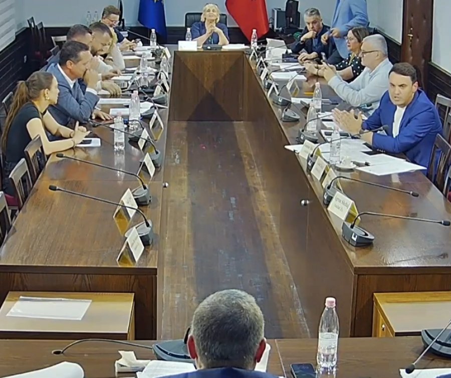 Këlliçi pyet Guvernatorin Sejko për pronarët e Jet Bank, Banka e Shqipërisë nuk jep asnjë informacion
