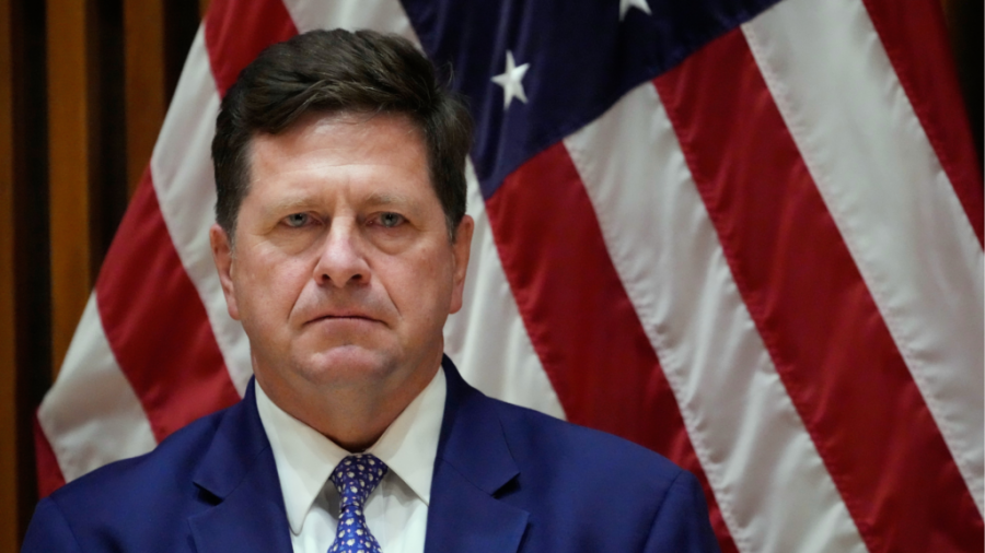 Trump emëron Jay Clayton Drejtor të Inteligjencës Kombëtare