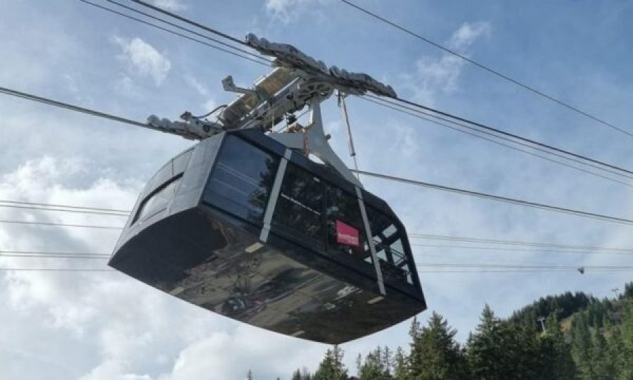 Teleferiku ikonik në Davos rrezikon shembjen  po kërkohet investitor