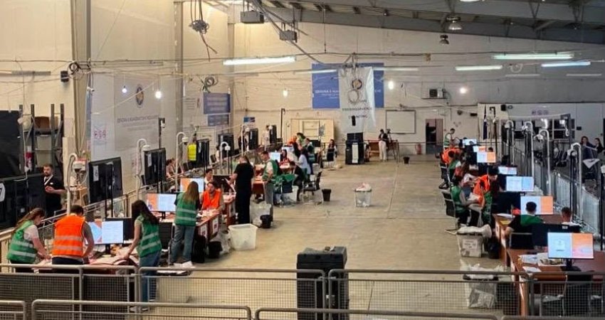 KQZ: Janë numëruar 102 nga 223 kuti të votimit me postë